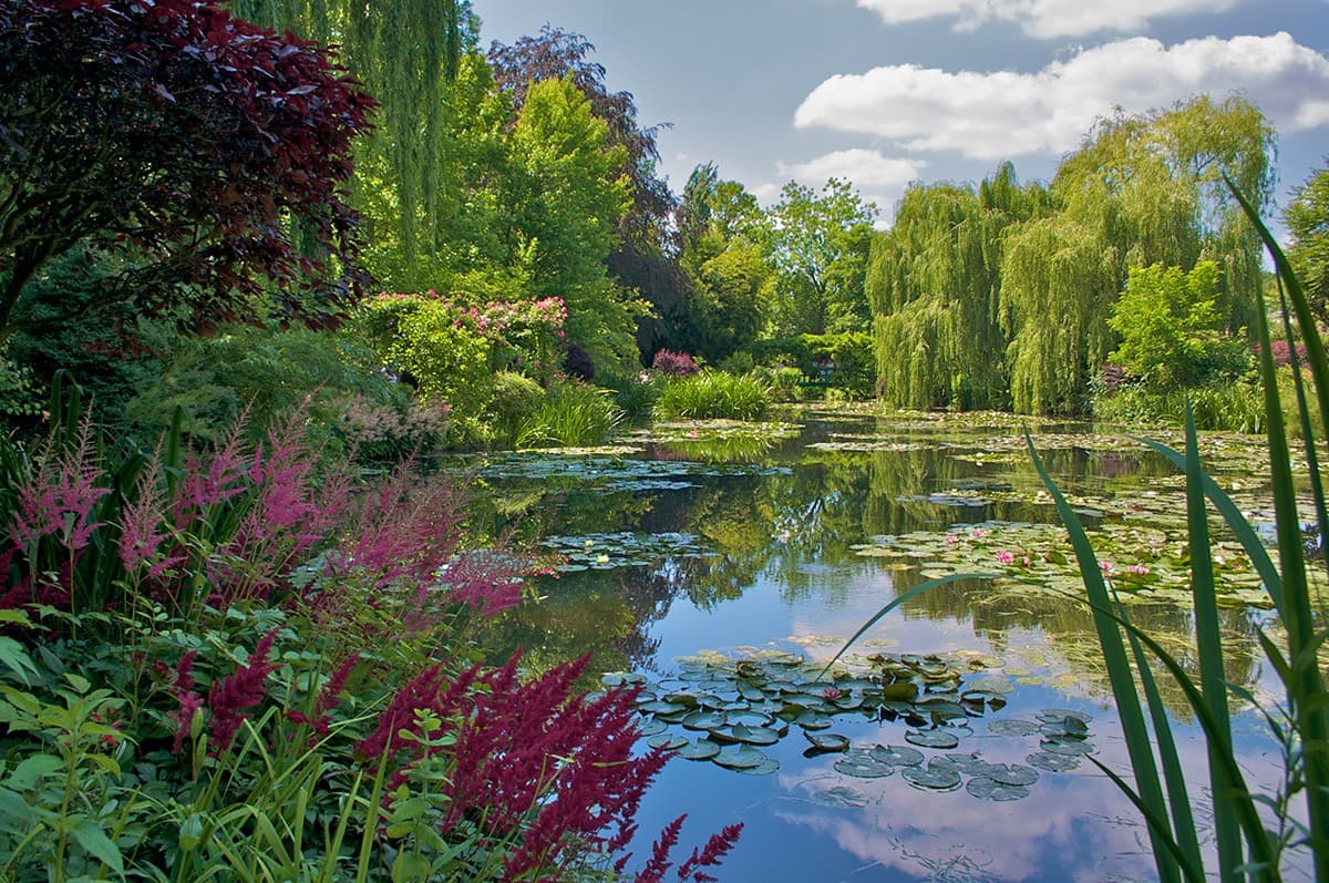 Giverny — Monet's water garden